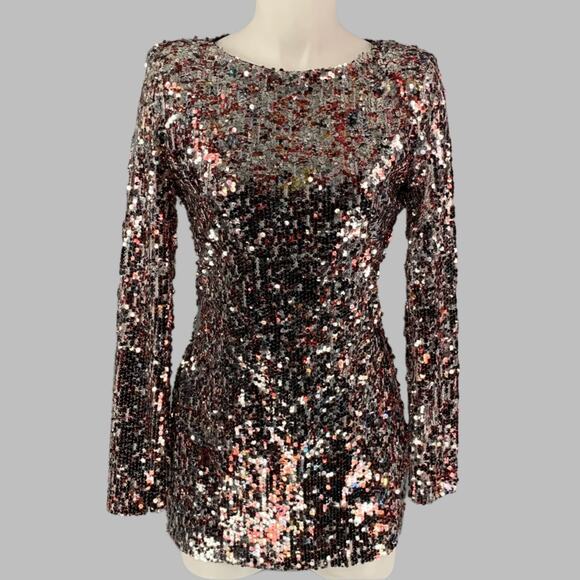 BADGLEY MISCHKA Size M Silver Burgundy Sequined Long Sleeve Mini Dress - Picture 1 of 5